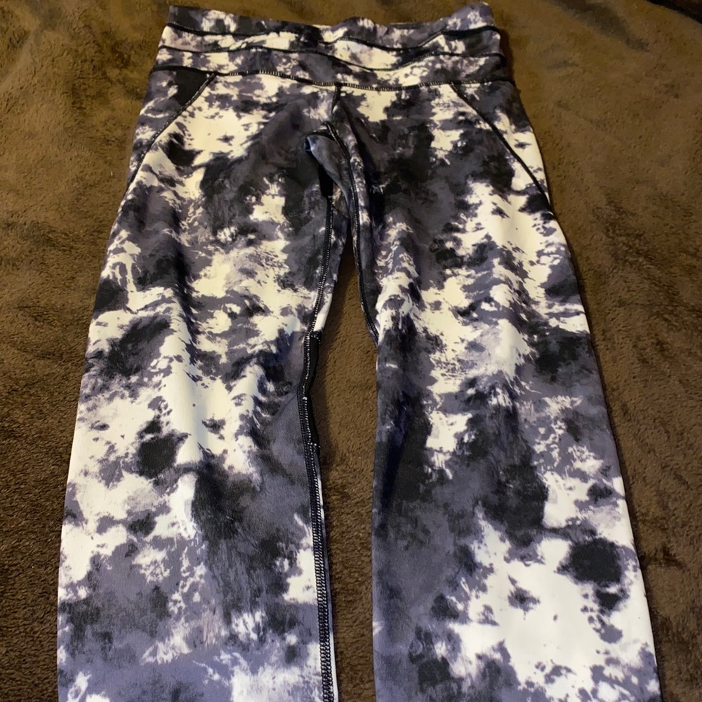 Type dye style gym pants